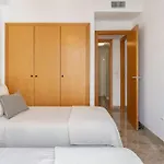 Charming With Spacious Terrace, Pool And Nearby Будинок відпочинку *