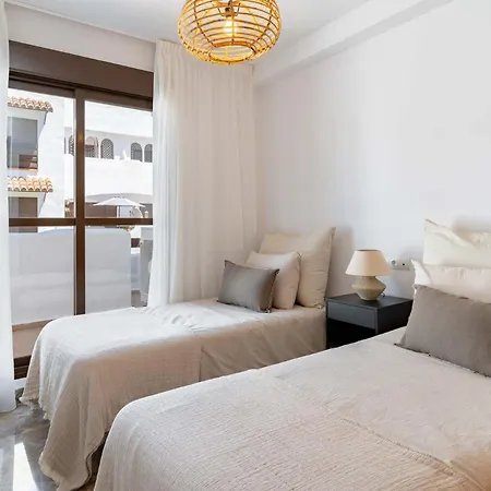 Holiday home Ultimate - Met Groot Terras In Estepona