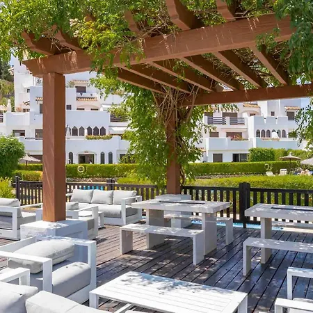 Ultimate - Met Groot Terras In Holiday home *